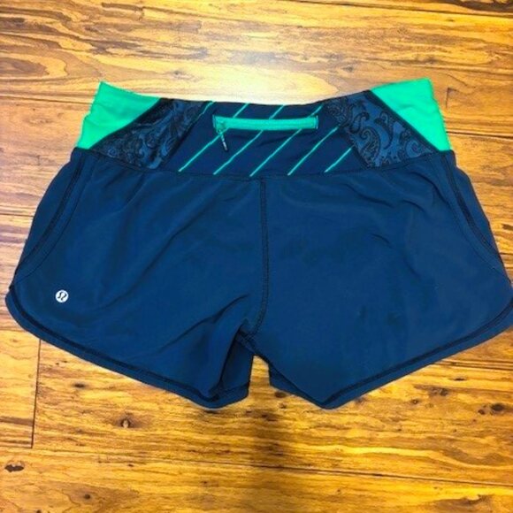 Lululemon Groovy Run Short Inkwell Size 6 - Women's Running / Workout Shorts - Picture 2 of 4